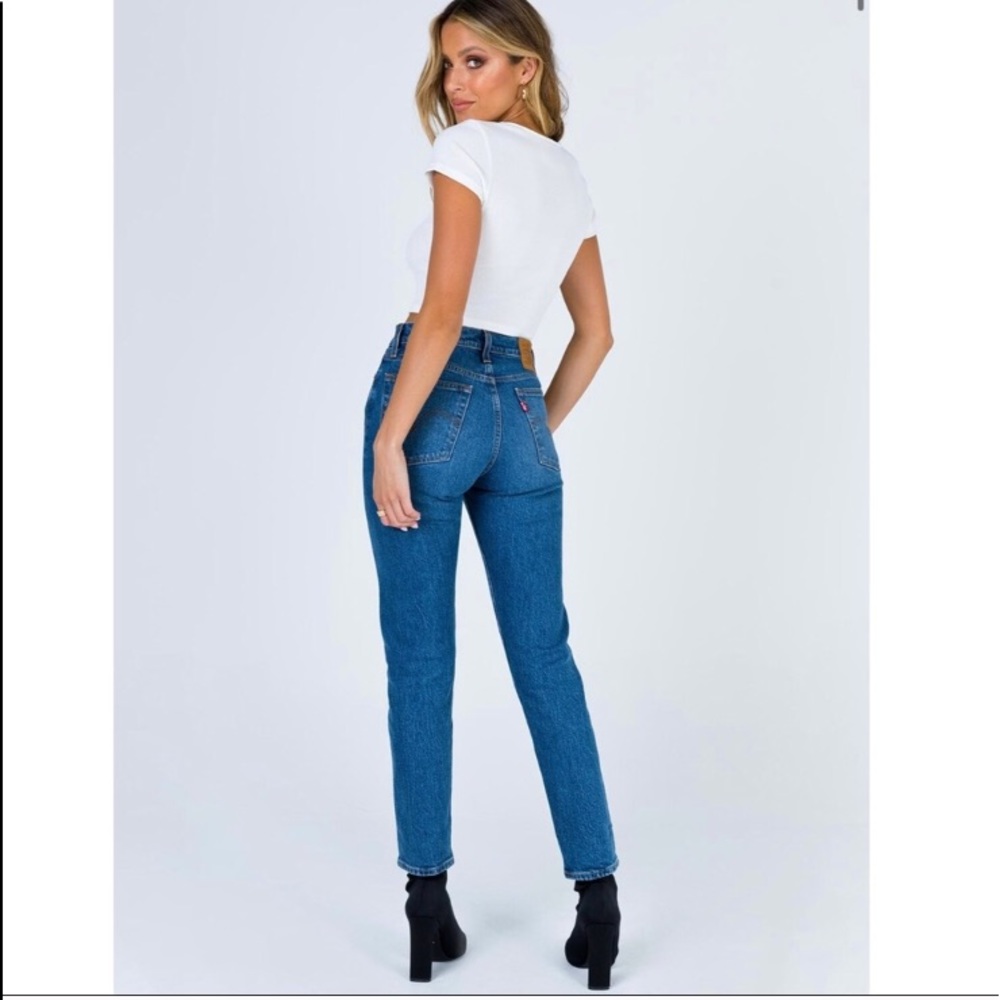 Levi’s wedgie jeans size 25